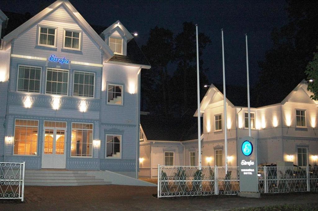 Good Stay Eiropa Hotel Economy Jūrkalne Eksteriør billede