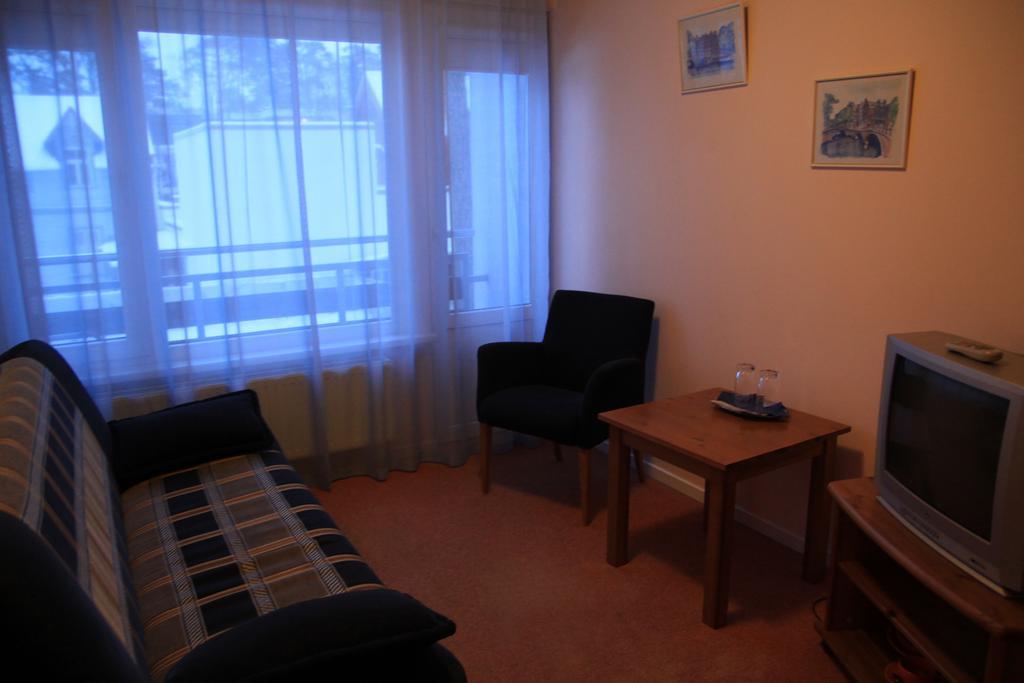 Good Stay Eiropa Hotel Economy Jūrkalne Værelse billede
